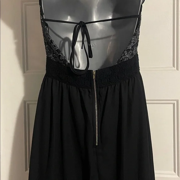 Women's Soieblu Black Lace Maxi Dress - Picture 6 of 10